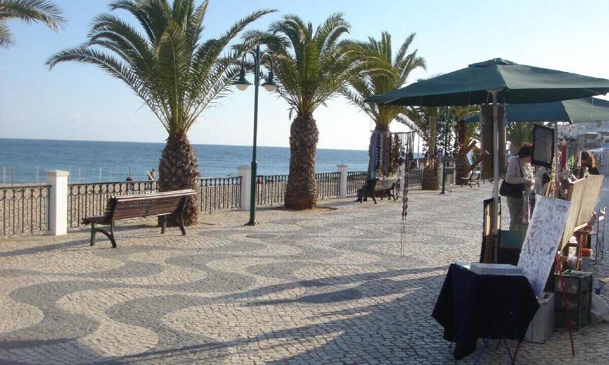 Photo of Others in Luz