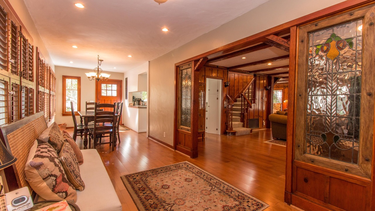 Photo of Livingroom in San Antonio Heights