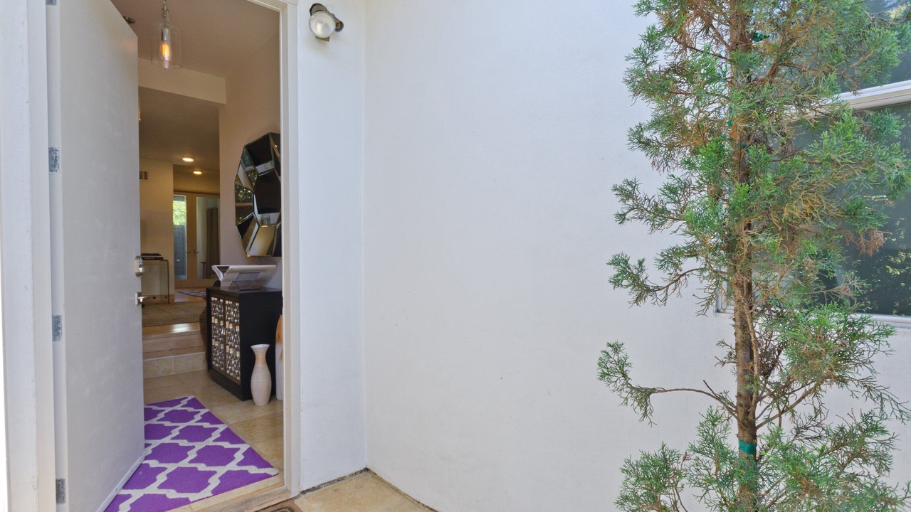 Photo of Outdoor in Beverly Grove