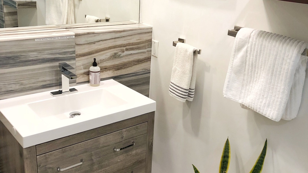 Photo of Bathroom in Beverly Grove