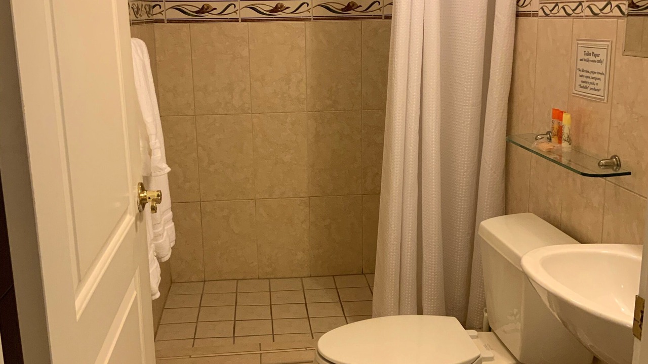 Photo of Bathroom in Hermosa Beach