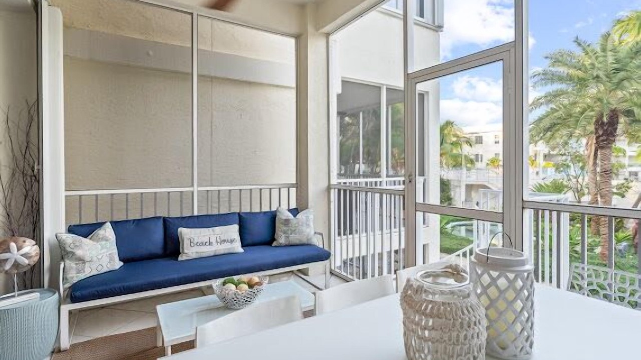 Photo of Patio Balcony in Rock Harbor