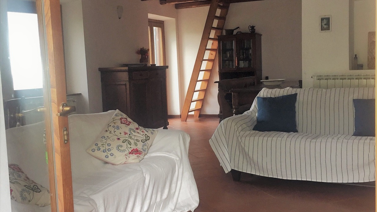 Photo of Livingroom in Montasola