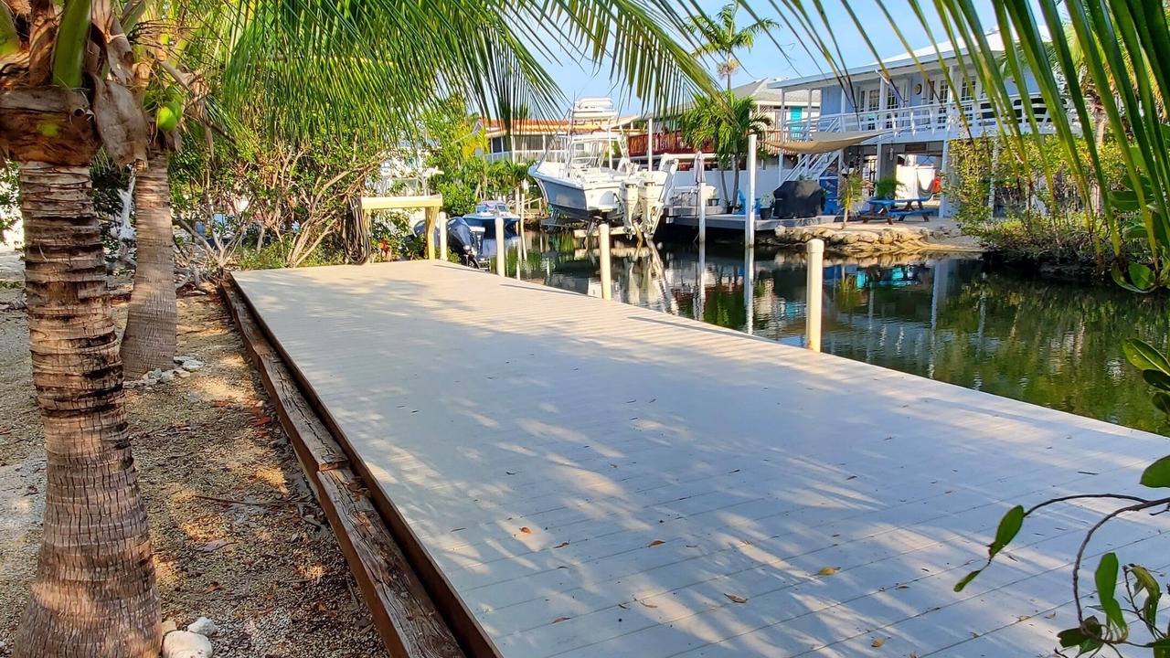 Photo of Outdoor in Breezeswept Beach Estates