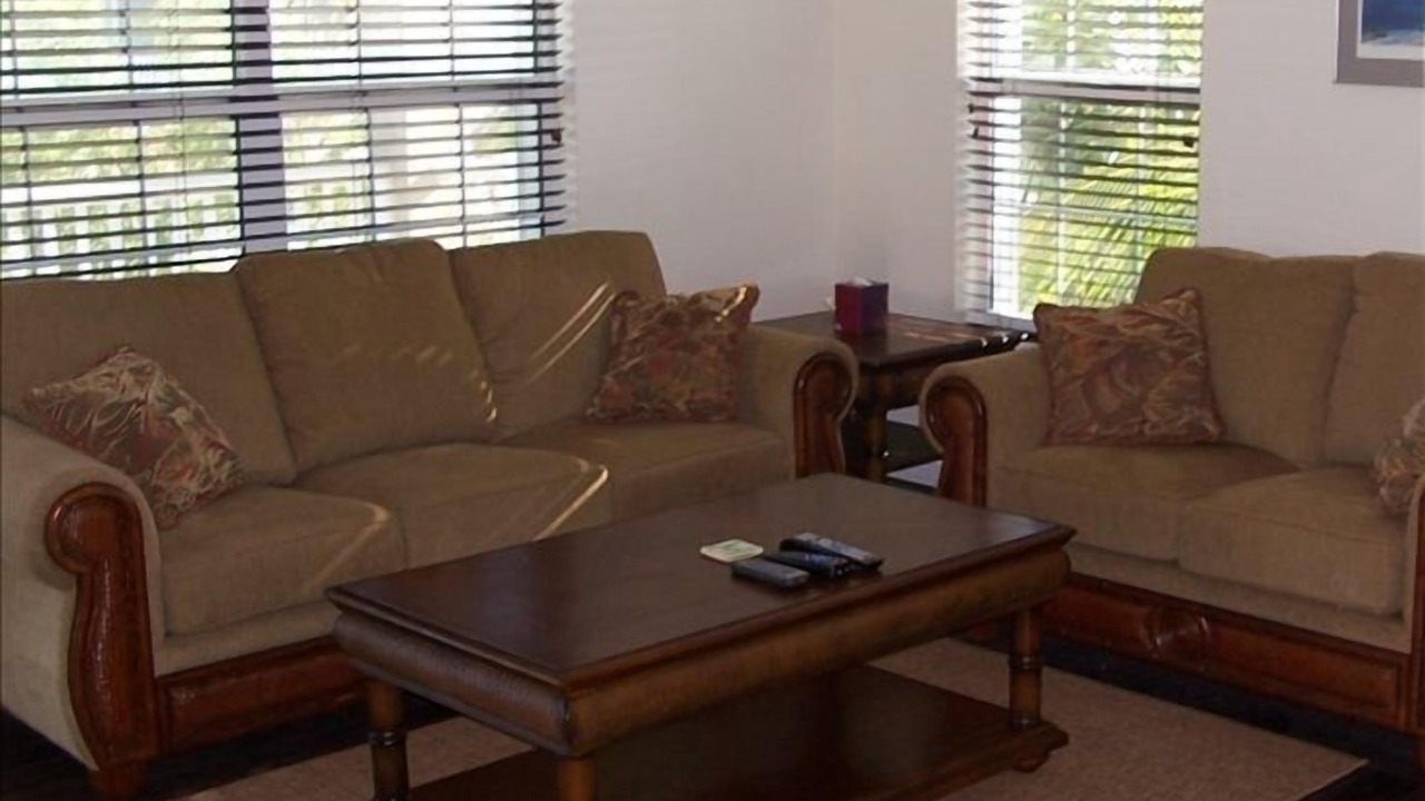 Photo of Livingroom in Breezeswept Beach Estates