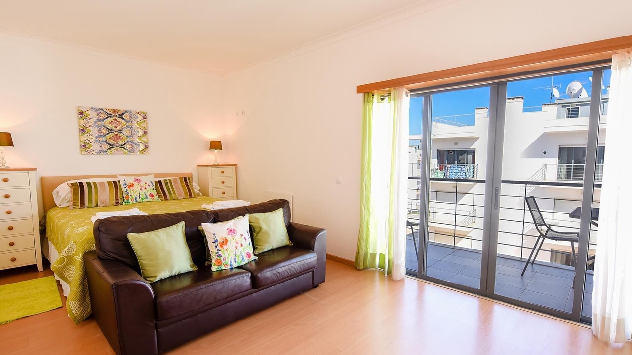 Photo of Bedroom in Meia Praia