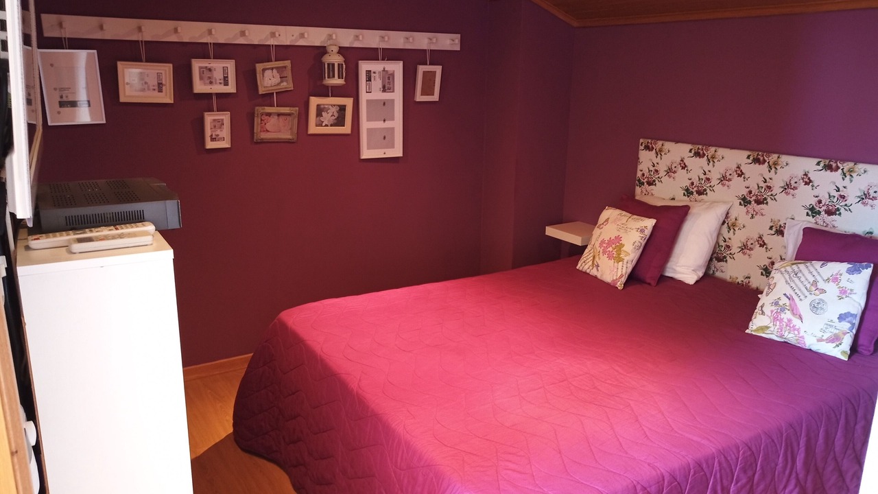 Photo of Bedroom in Correeira