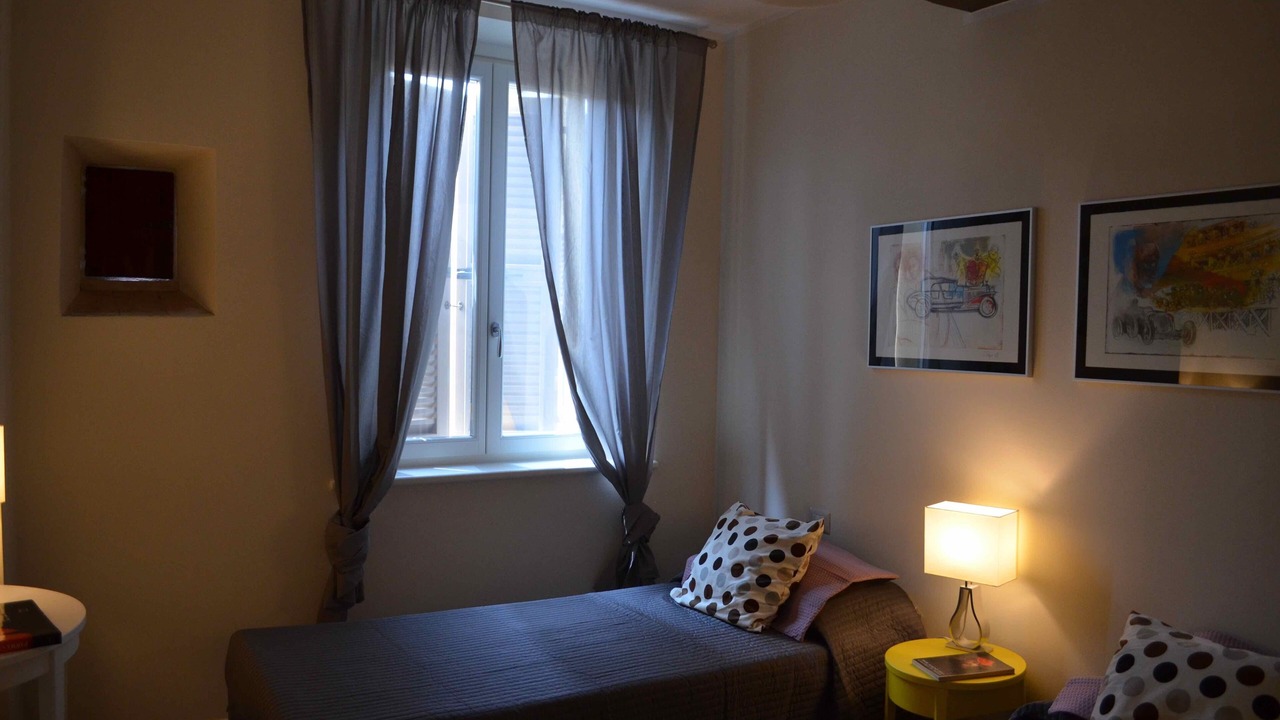 Photo of Bedroom in Parma City Centre