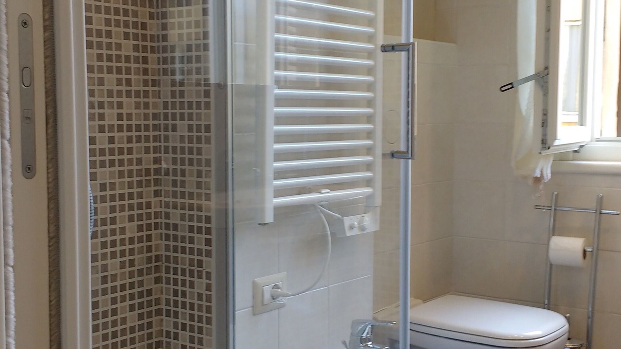 Photo of Bathroom in Parma City Centre