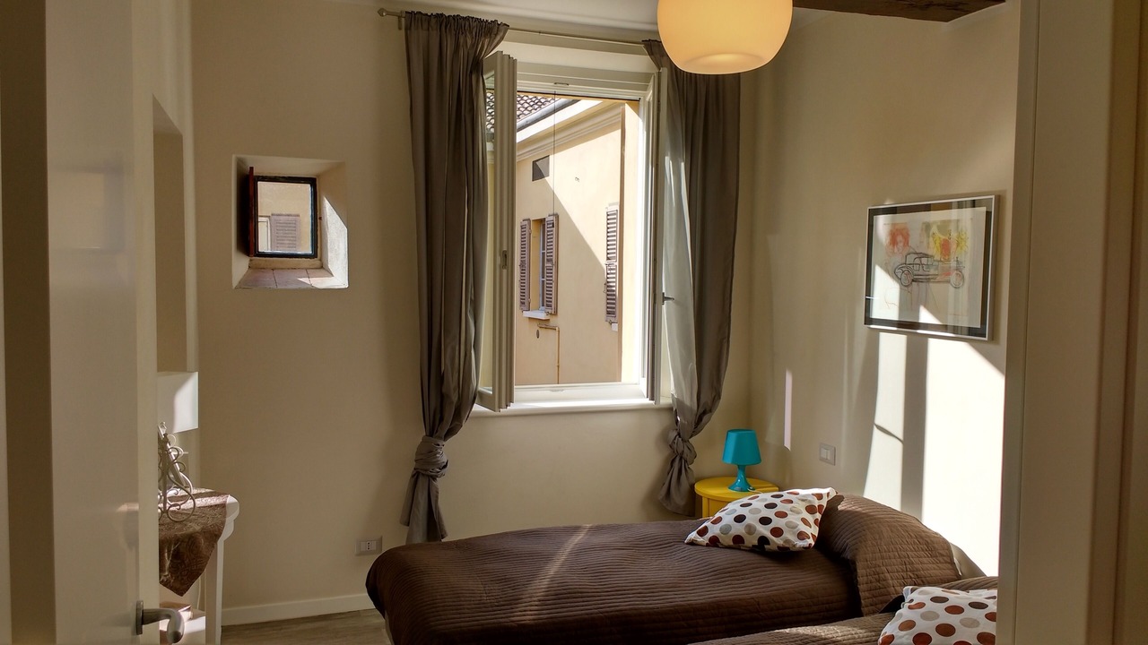 Photo of Bedroom in Parma City Centre