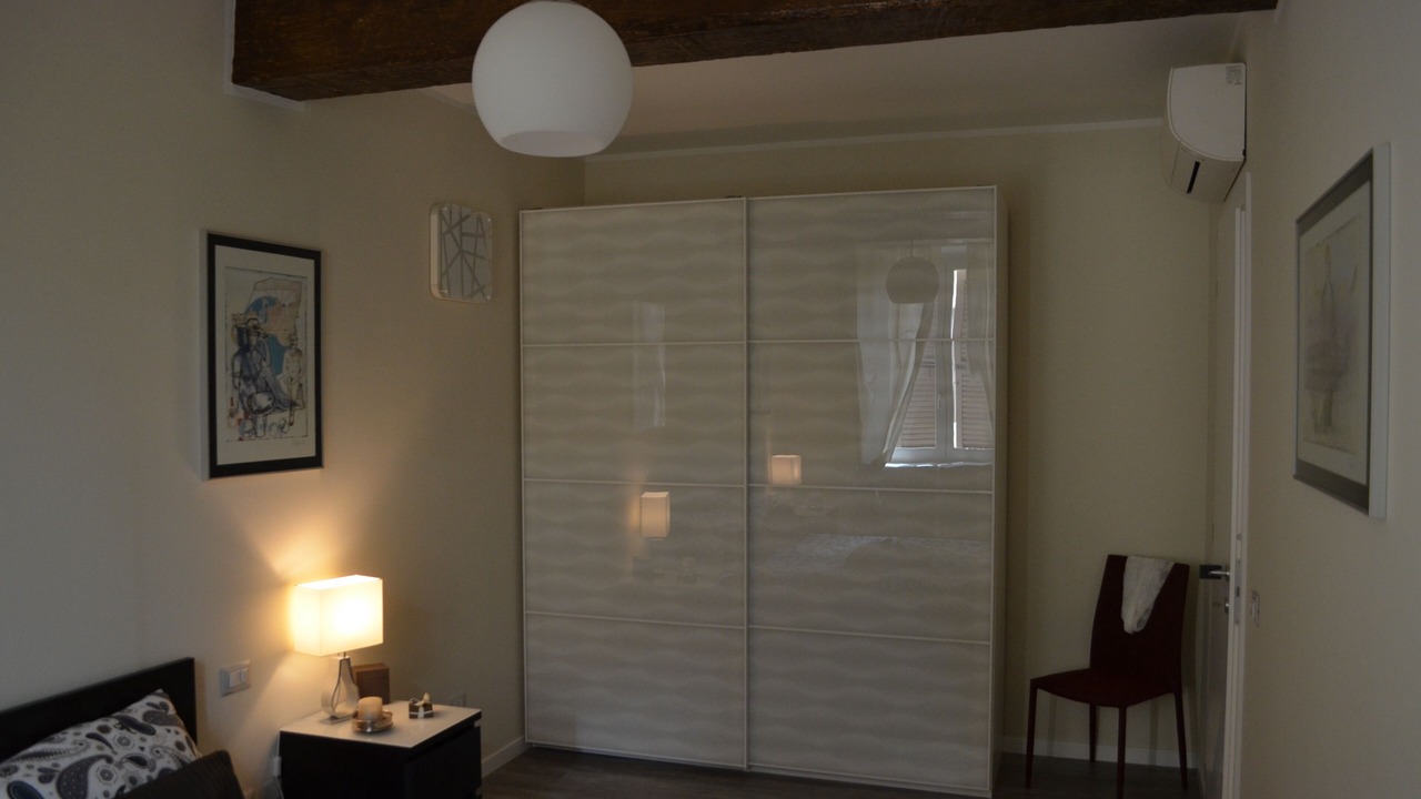 Photo of Bedroom in Parma City Centre