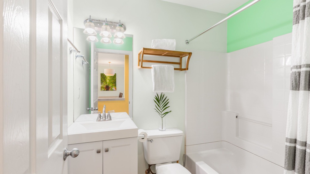 Photo of Bathroom in Truman Annex