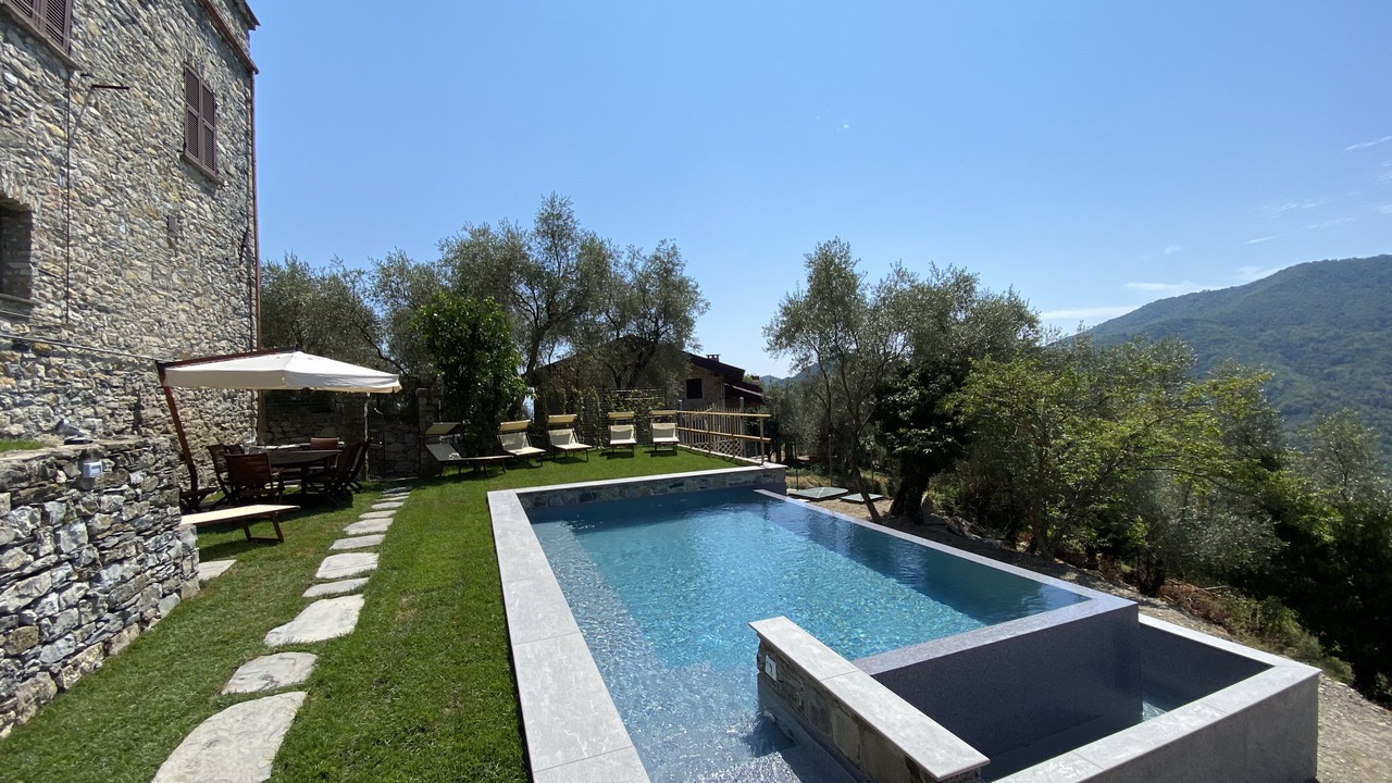 Photo of Outdoor in Aigo