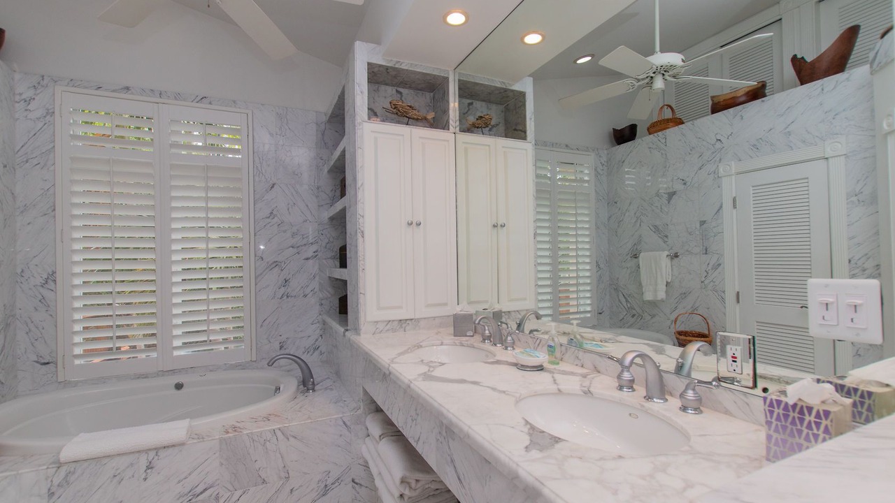 Photo of Bathroom in Cudjoe Key
