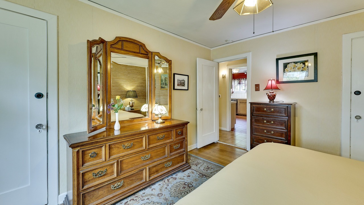 Photo of Bedroom in Ontario
