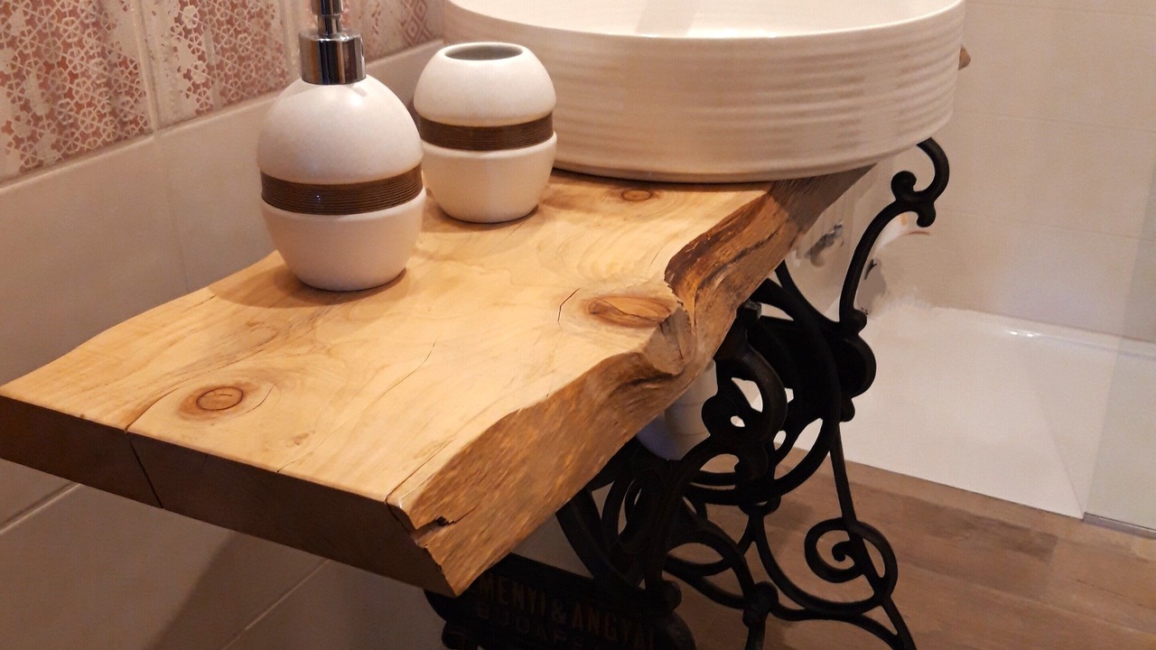 Photo of Bathroom in Old Town