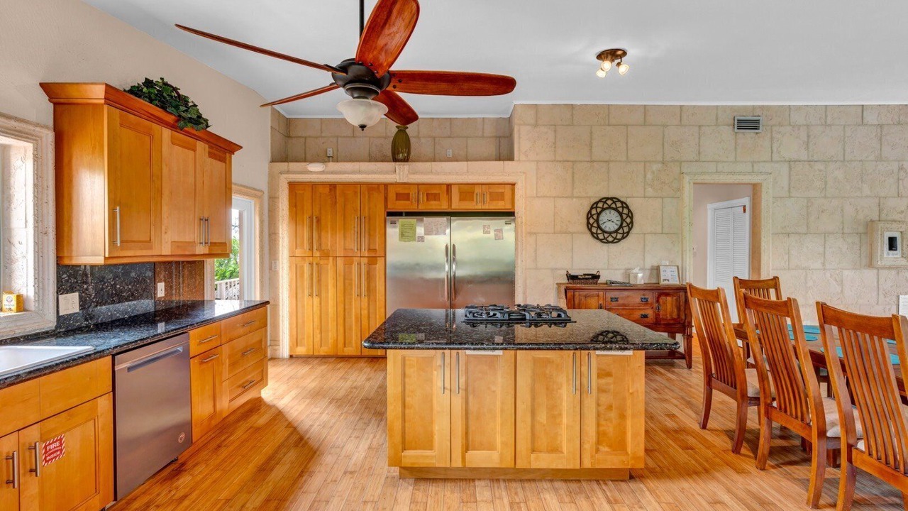 Photo of Kitchen in Marathon