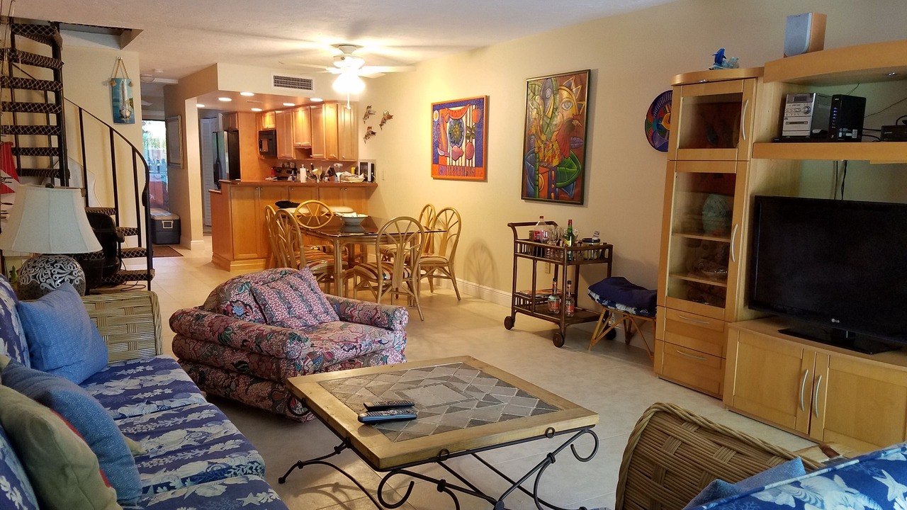 Photo of Livingroom in Islamorada
