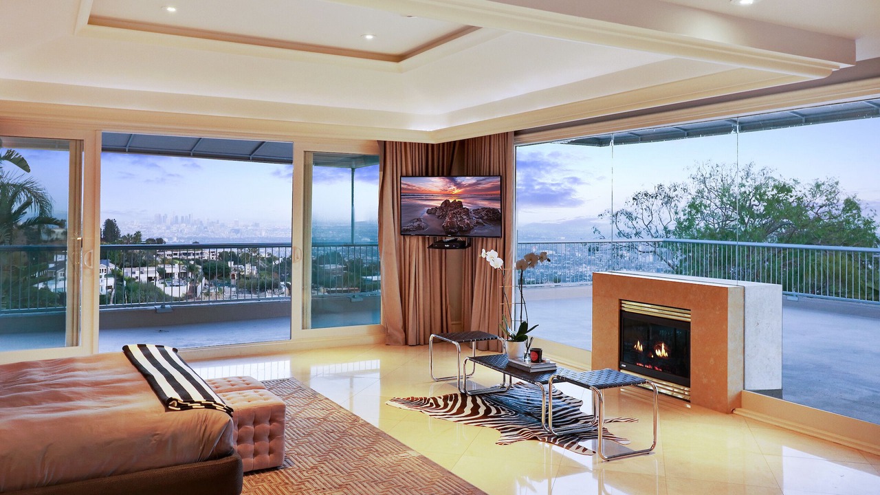 Photo of Livingroom in Trousdale Estates