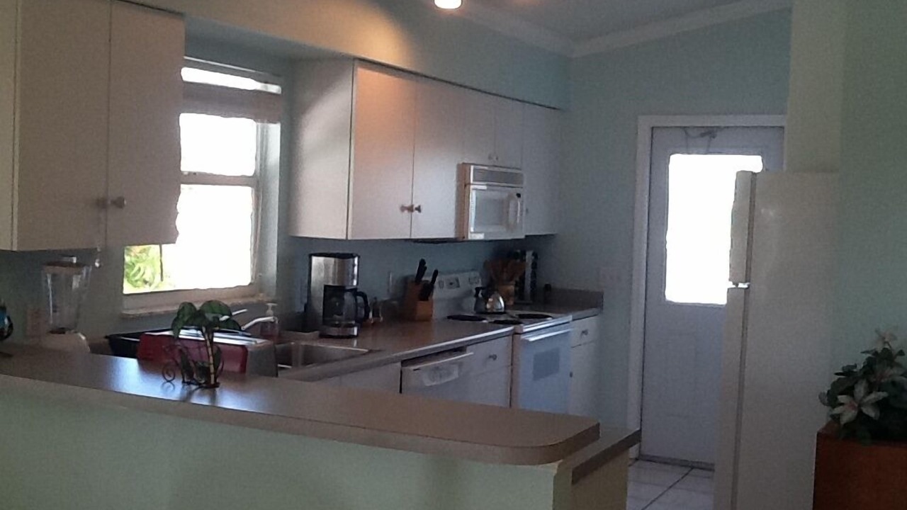 Photo of Kitchen in Summerland Key