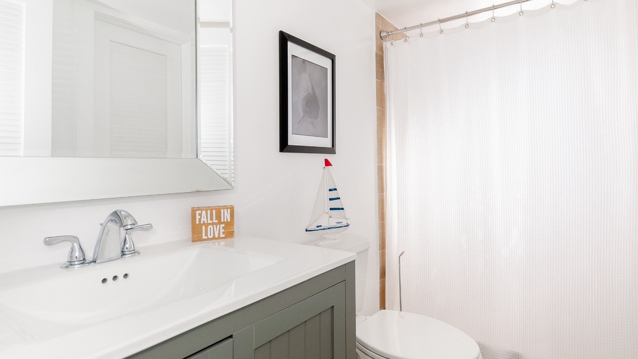 Photo of Bathroom in Hammer Point