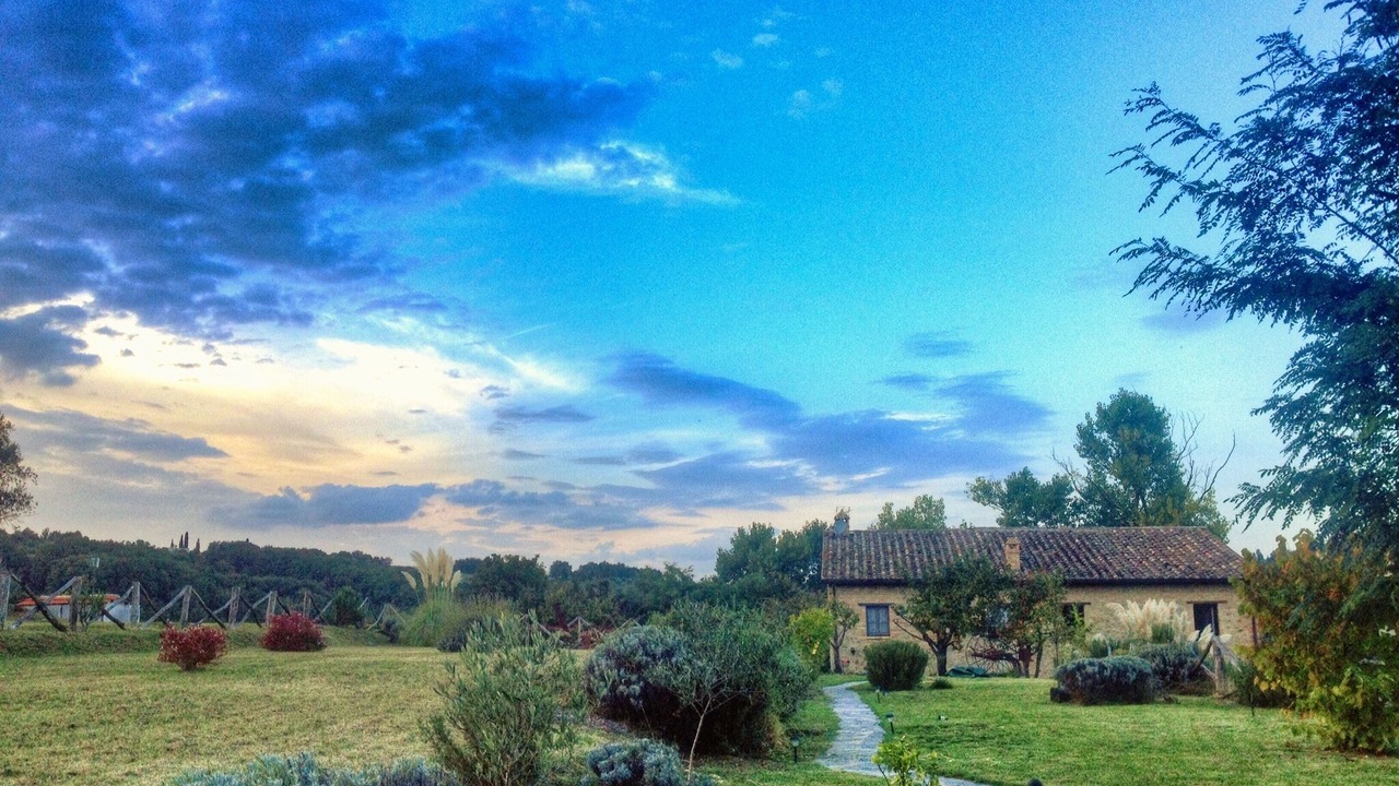 Photo of Outdoor in Montone