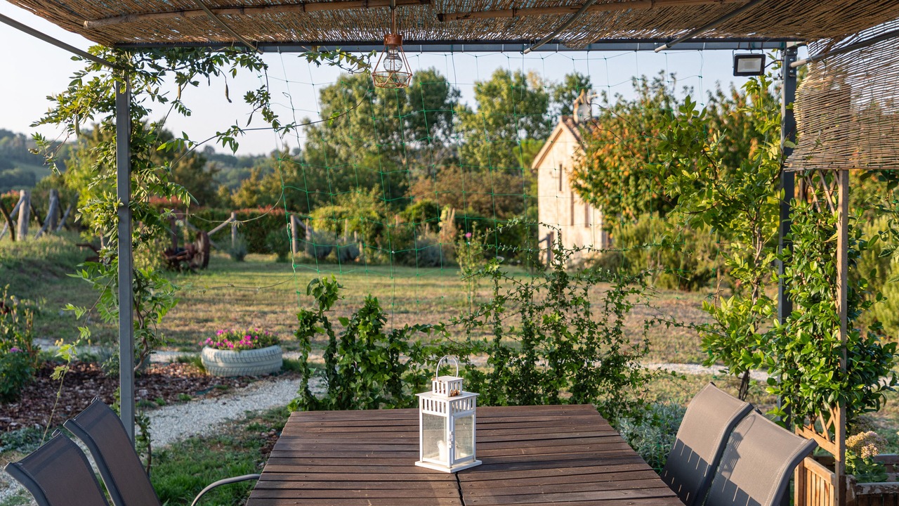 Photo of Outdoor in Montone
