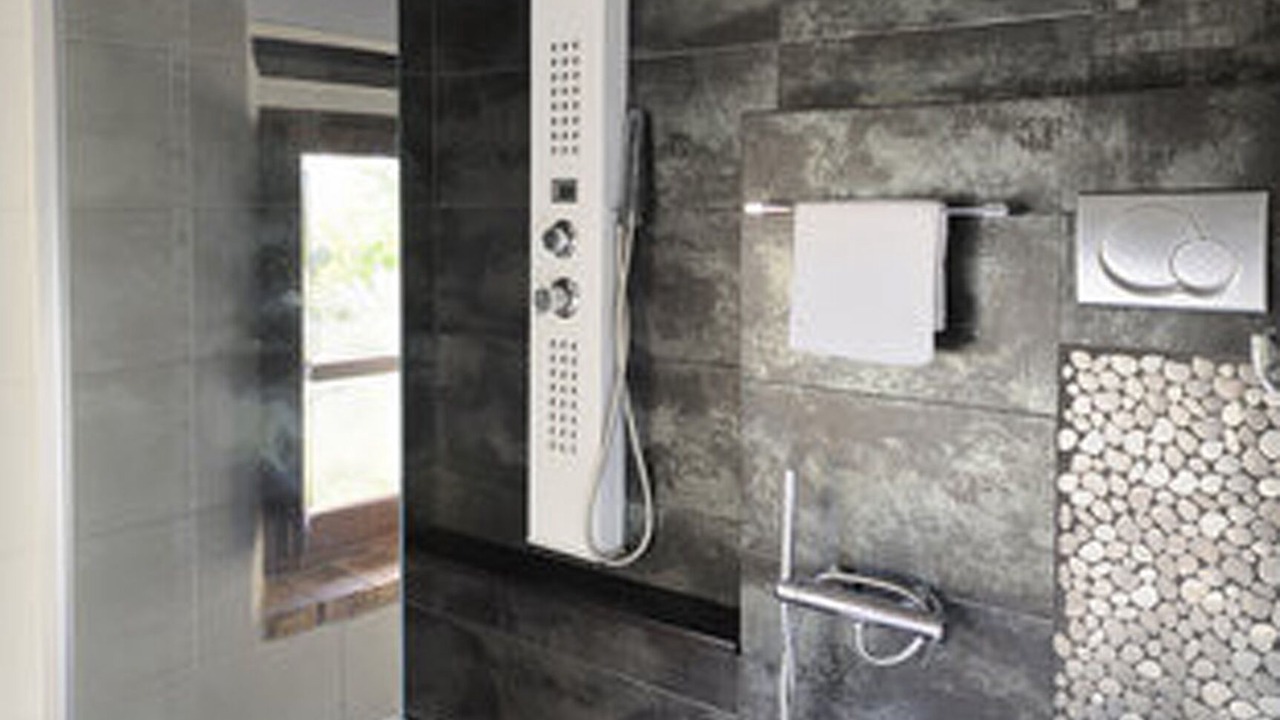 Photo of Bathroom in Montone