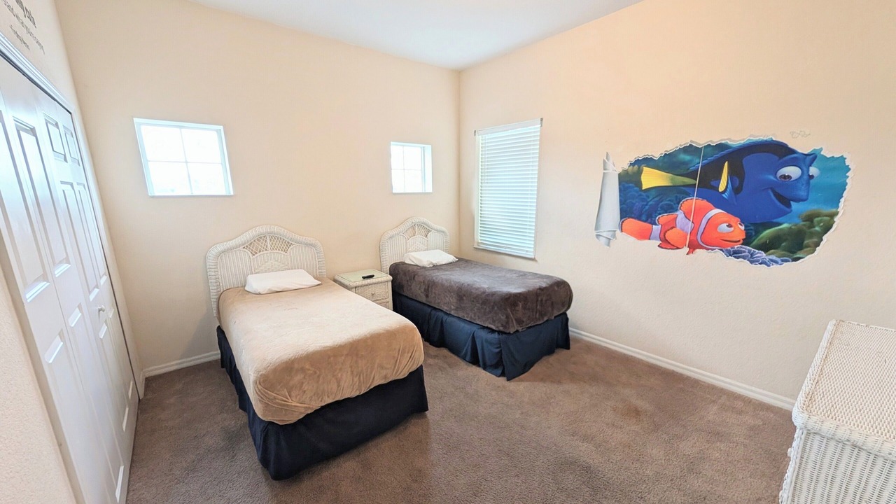Photo of Bedroom in Bahama Bay
