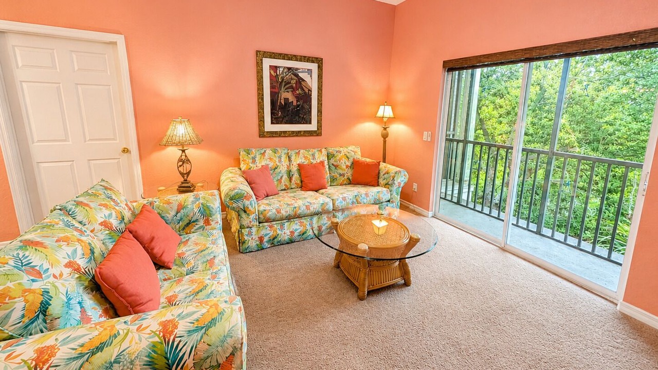 Photo of Livingroom in Bahama Bay