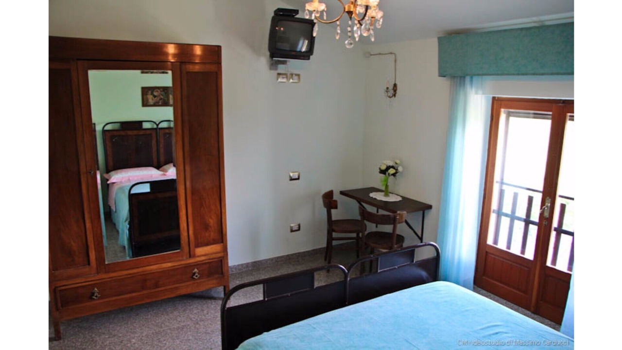 Photo of Bedroom in Montefalco