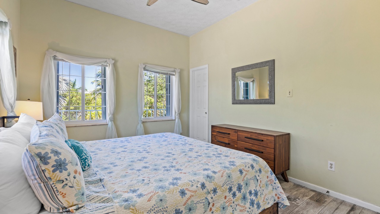 Photo of Bedroom in Cudjoe Key