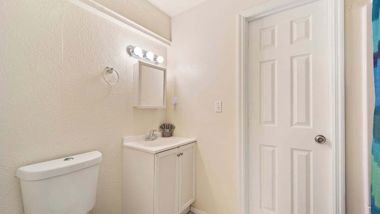 Photo of Bathroom in Cudjoe Key