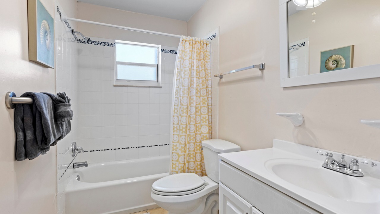 Photo of Bathroom in Cudjoe Key