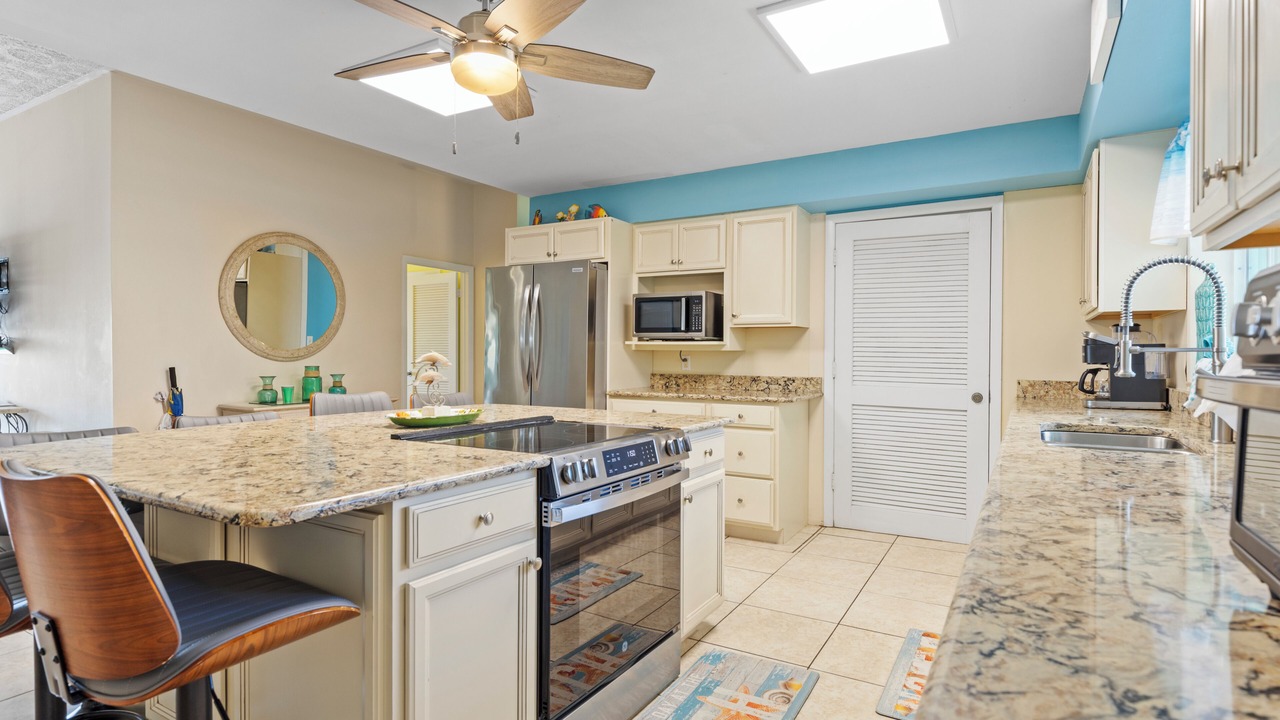 Photo of Kitchen in Cudjoe Key