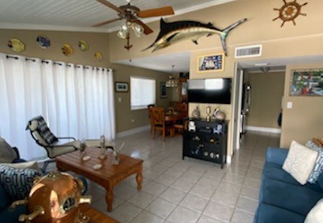 Photo of Livingroom in Islamorada
