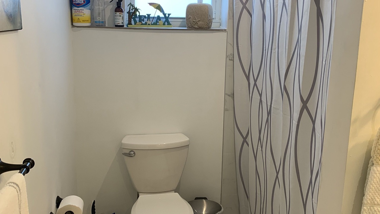 Photo of Bathroom in Anglers Park