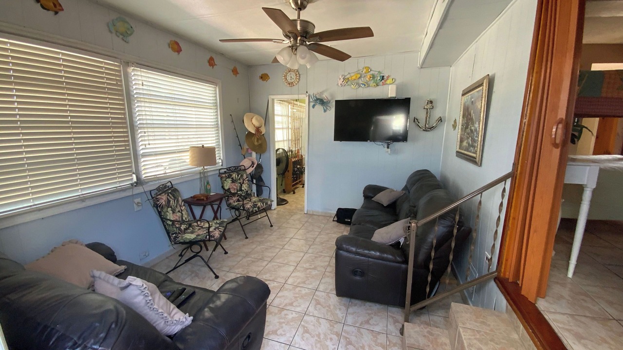 Photo of Livingroom in Layton