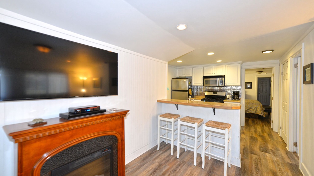 Photo of Livingroom in Avalon