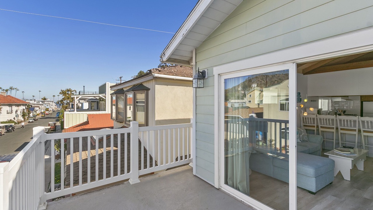 Photo of Patio Balcony in Avalon
