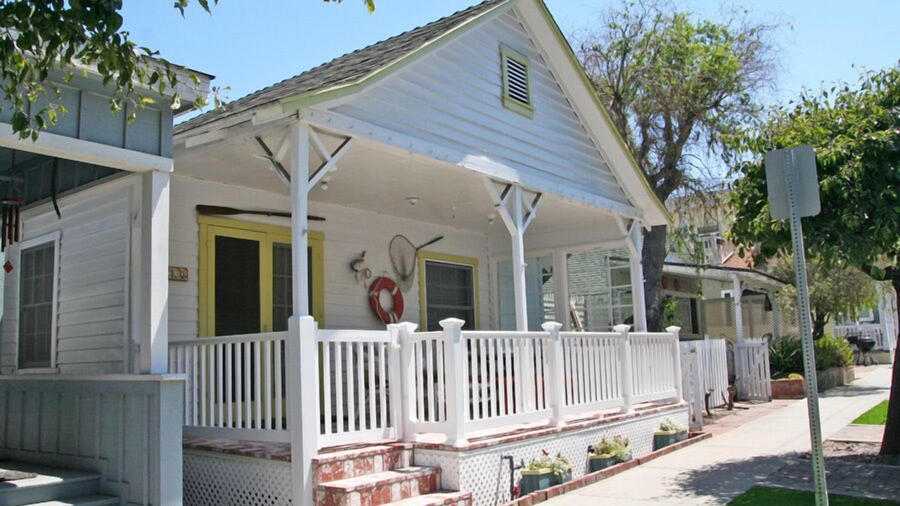 Photo of Others in Avalon