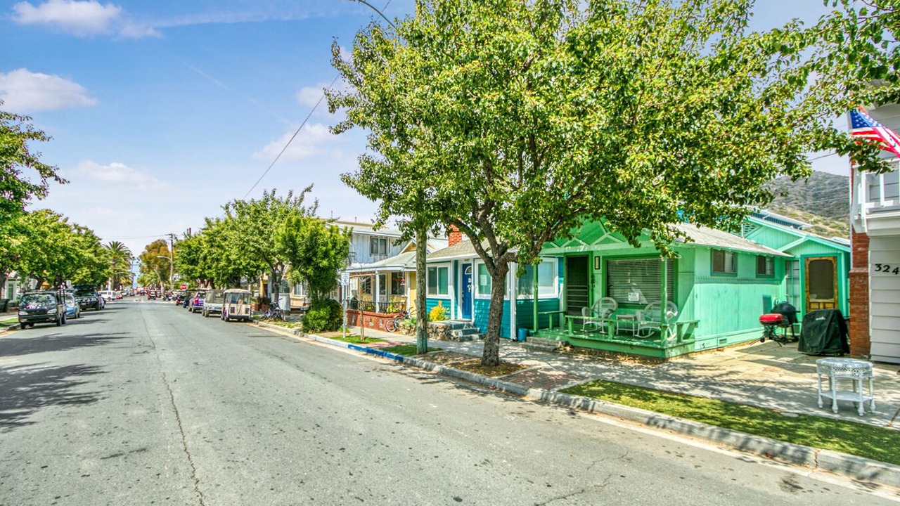 Photo of Others in Avalon