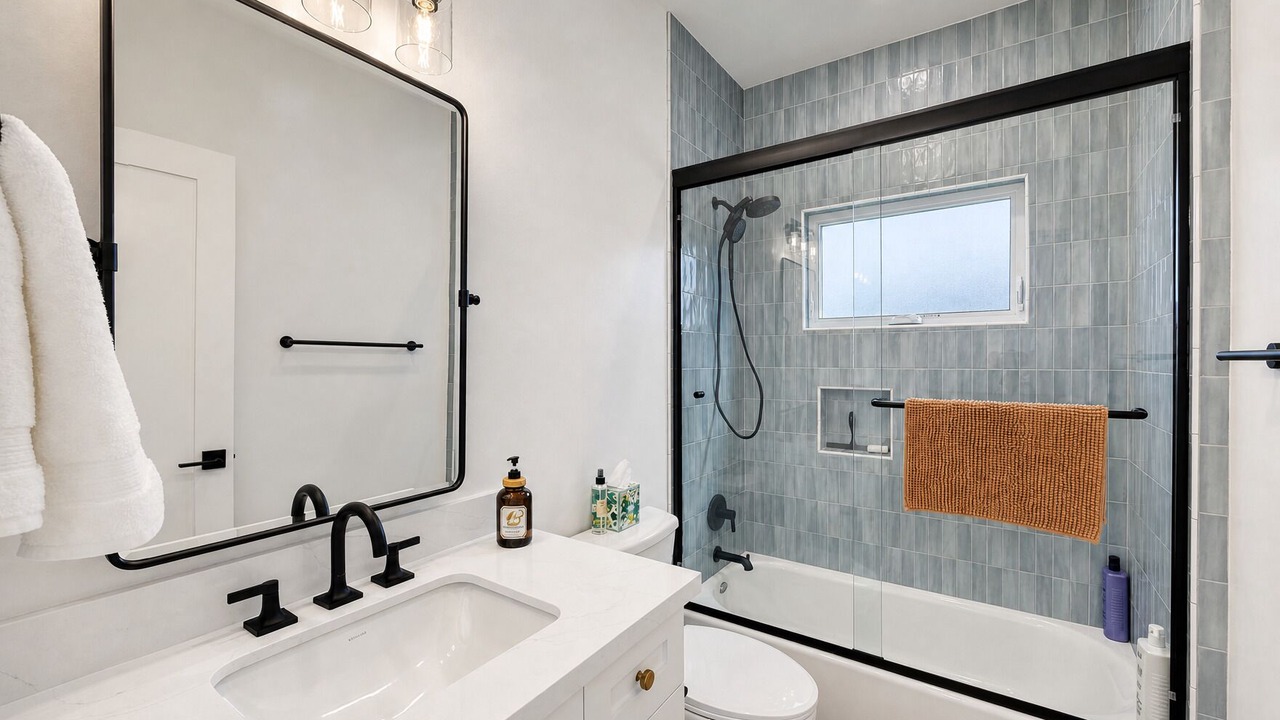 Photo of Bathroom in Avalon