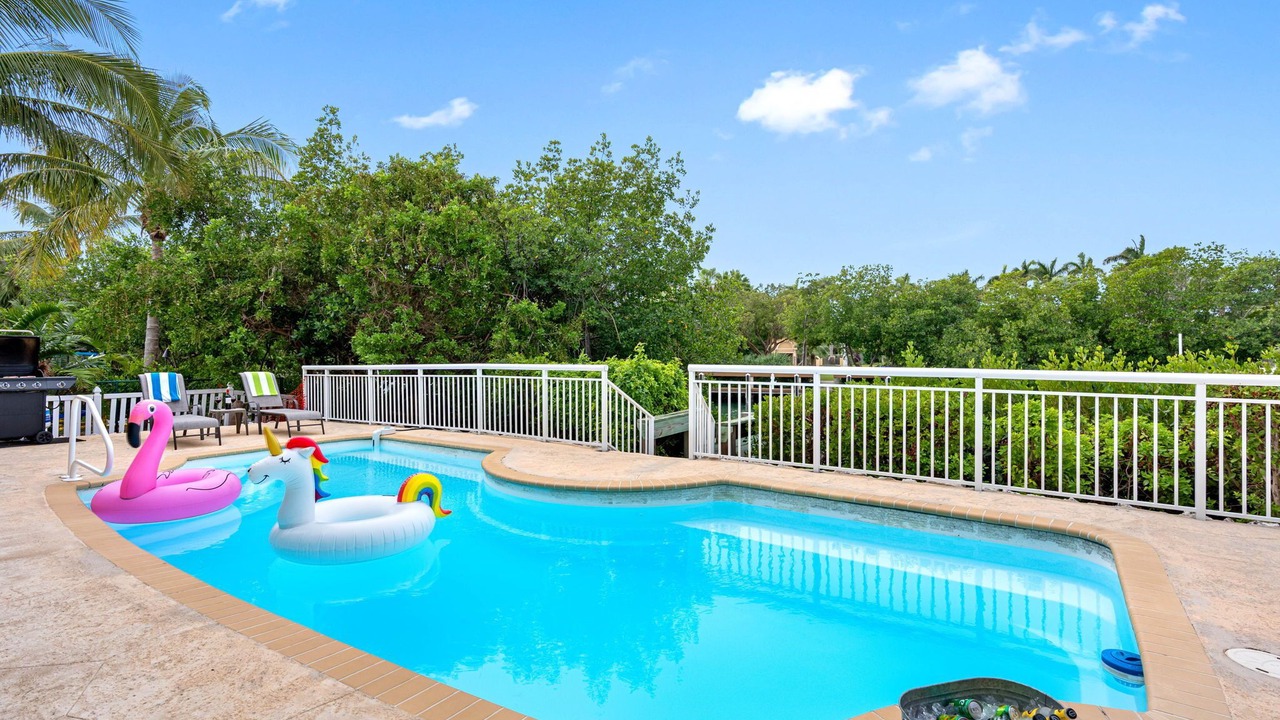 Photo of Outdoor in Coury