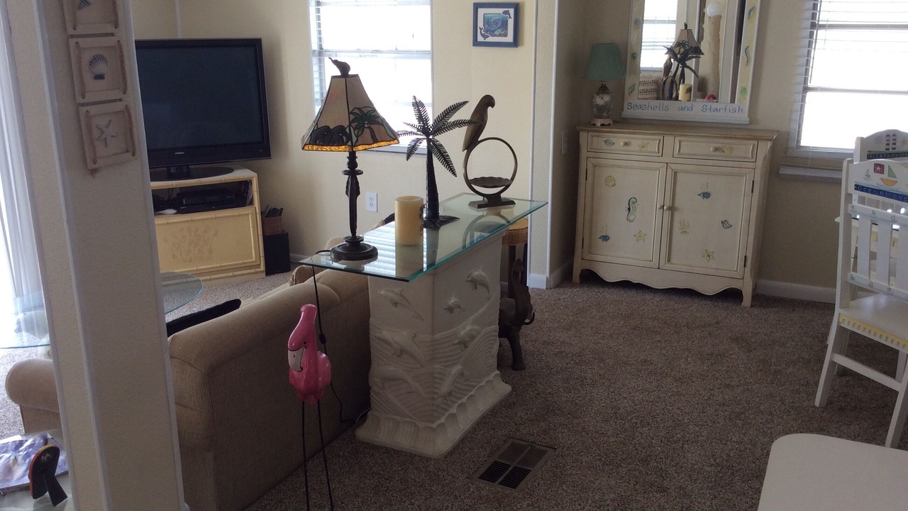Photo of Livingroom in Sexton Cove Estates