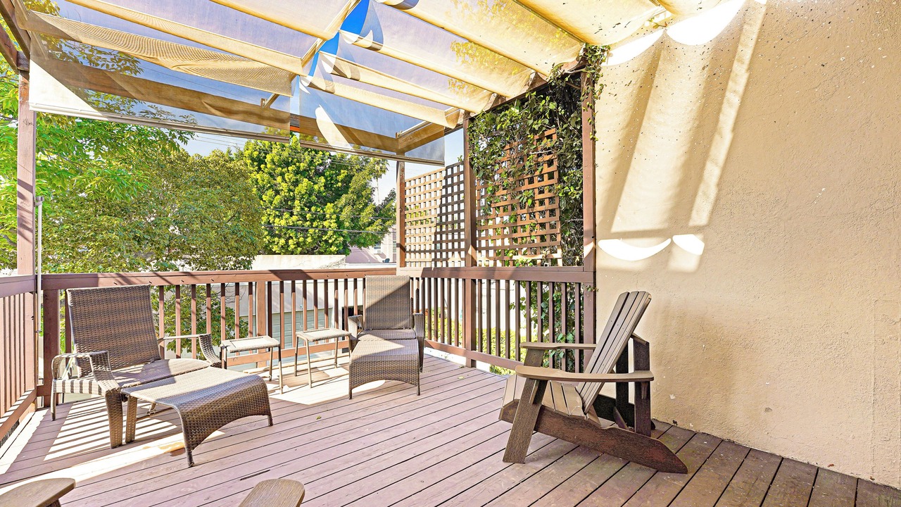 Photo of Patio Balcony in Larchmont