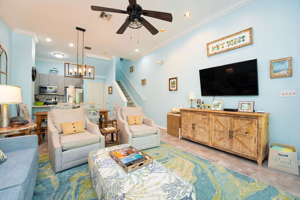 Photo of Livingroom in Truman Annex