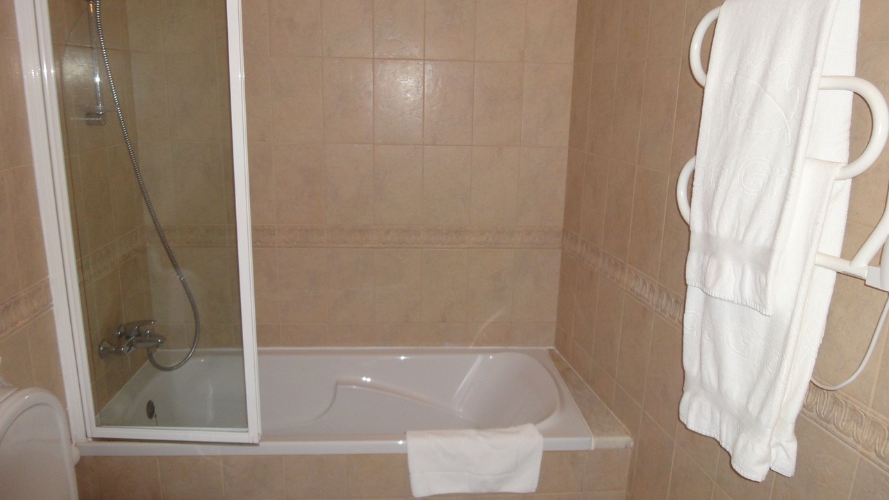 Photo of Bathroom in Budens