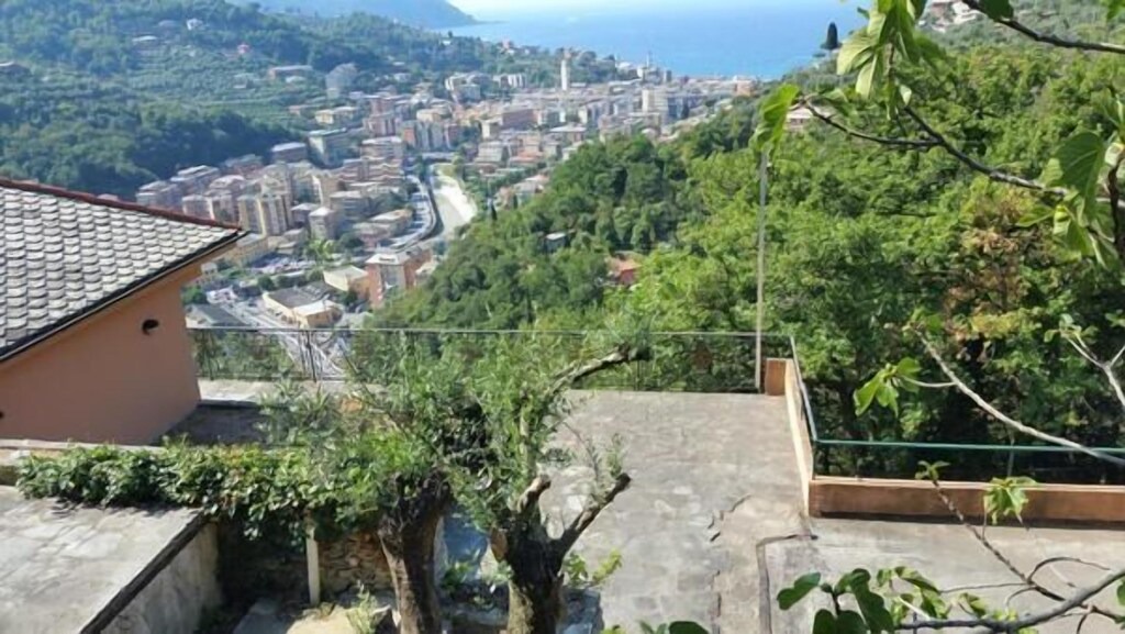 Photo of Others in Recco