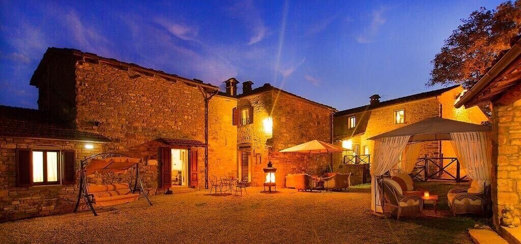 Photo of Patio Balcony in Caprese Michelangelo